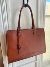 Load image into Gallery viewer, DOONEY &amp; BOURKE Secretarial Brief