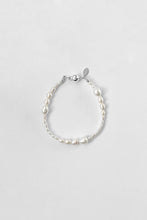 Load image into Gallery viewer, Avery Bracelet - Pearl: Sterling Silver
