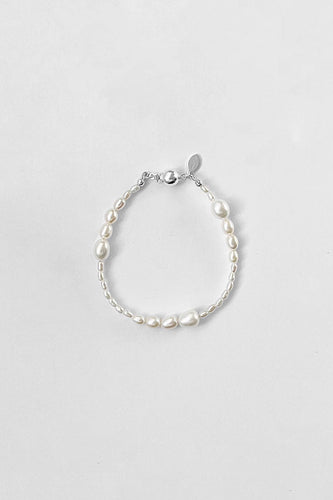 Avery Bracelet - Pearl: Sterling Silver