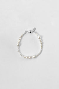 Avery Bracelet - Pearl: Sterling Silver