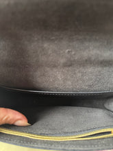 Load image into Gallery viewer, LOUIS VUITTON 00&#39;s Chain Louise Pochette Shoulder Bag