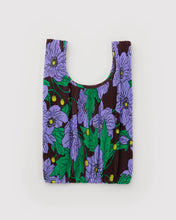 Load image into Gallery viewer, Pleated Baggu - Maroon Poppy