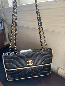 CHANEL Navy + Ivory Classic Flap Bag