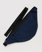 Load image into Gallery viewer, Crescent Fanny Pack - Navy