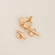 Load image into Gallery viewer, Metal Flower with Pearl Hair Clips | 3pcs | Gold