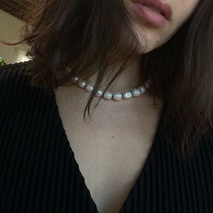Mottled Pearl Necklace