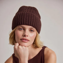 Load image into Gallery viewer, Merino Wool Beanie - Espresso Brown