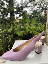 Load image into Gallery viewer, NEW Lilac Leather Slingback Pumps [8]