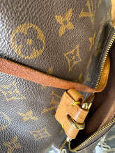 Load image into Gallery viewer, LOUIS VUITTON VTG Montsouris GM Backpack