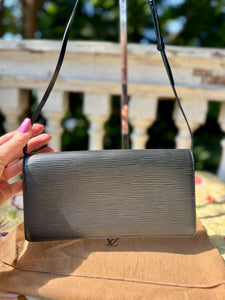 LOUIS VUITTON Vintage Black Epi Honfleur Bag