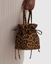 Load image into Gallery viewer, Nylon Drawstring Bag -  Leopard