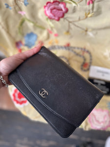 CHANEL 00's Chanel Pochette Caviar Wallet on Chain