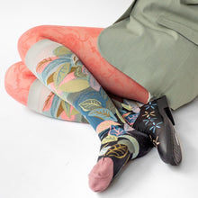 Load image into Gallery viewer, Leaf Multico Knee-high Socks