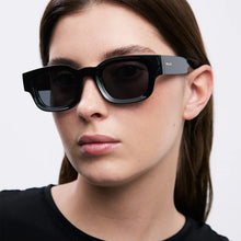 Load image into Gallery viewer, Gamal - All Black