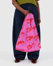 Load image into Gallery viewer, Standard Baggu - Pink Lobster
