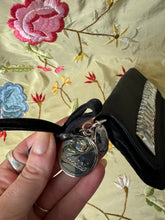 Load image into Gallery viewer, GUCCI 00&#39;s Black Silk Crystal Front Beaded Evening Bag Clutch