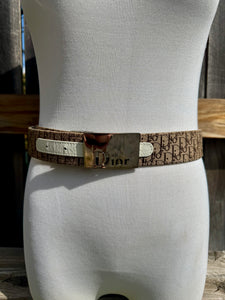 DIOR 00'a Logo + White Leather Reversible Belt