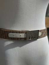 Load image into Gallery viewer, DIOR 00&#39;a Logo + White Leather Reversible Belt