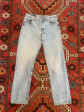 Load image into Gallery viewer, VTG Levi's Light Wash 501s [30x30]