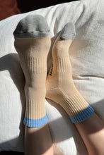 Load image into Gallery viewer, Color Block Girlfriend Socks (wholesale): Black Grey