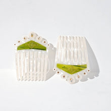 Load image into Gallery viewer, Princess Hair Comb