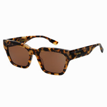 Load image into Gallery viewer, Hayden Sunglasses: Milky Tortoise