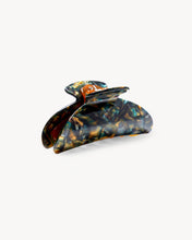 Load image into Gallery viewer, Midi Heirloom Claw in Green Tortoise