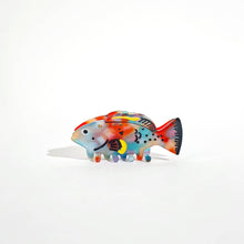 Load image into Gallery viewer, Mini Fish Claws: Bronze