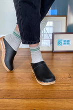 Load image into Gallery viewer, Boyfriend Socks: Clay