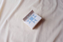 Load image into Gallery viewer, Faded Denim Quilt Claw (S)