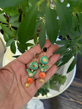 Load image into Gallery viewer, Byrdie Earrings