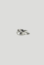 Load image into Gallery viewer, Fluire Ring