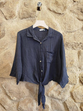 Load image into Gallery viewer, Tie-front Linen Button-down: Marine