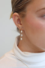 Load image into Gallery viewer, Trillium Pearl Drop Earrings: 14k Gold Fill