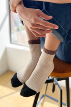 Load image into Gallery viewer, Color Block Girlfriend Socks (wholesale): Black Grey