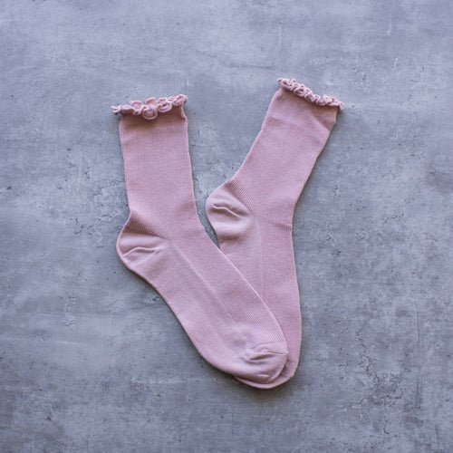 Wednesday Ruffle Socks: Pink