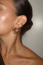Load image into Gallery viewer, Mari Studs
