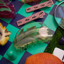 Load image into Gallery viewer, Lotus Claw