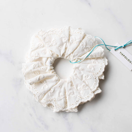 Ribbon Embroidery Lace Scrunchie: Cream