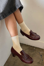 Load image into Gallery viewer, Her Socks - Coffee