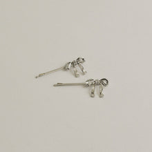 Load image into Gallery viewer, Ribbon Metal Hair Bobby Pins | Silver