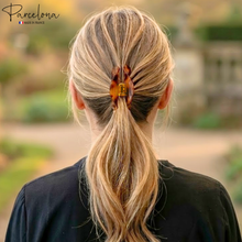 Load image into Gallery viewer, French Small Hair Claw: Black