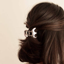 Load image into Gallery viewer, Metal Hair Claw Clip | Silver