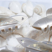 Load image into Gallery viewer, Flying Fish Hair Claw