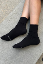 Load image into Gallery viewer, Sneaker Socks: True Black