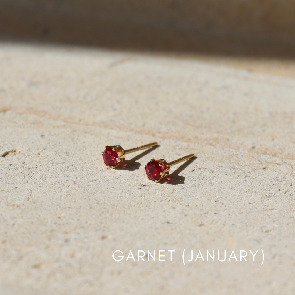 Garnet Studs : Sterling Silver