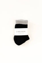Load image into Gallery viewer, Color Block Girlfriend Socks (wholesale): Black Grey