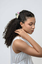 Load image into Gallery viewer, Peony Claw