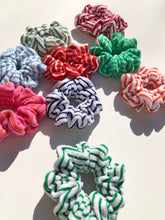 Load image into Gallery viewer, TERRY CLOTH STRIPE SCRUNCHIE: ATHLETE GREEN