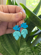 Load image into Gallery viewer, Indy Earrings